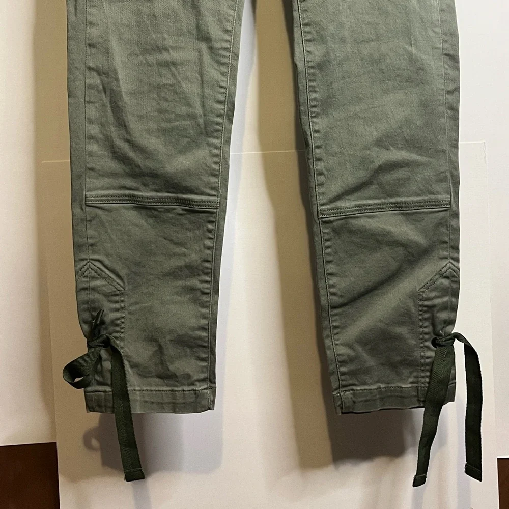 G-Star Raw Women’s 26x28 Green Blossite High Straight Cargo Pants